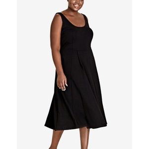 NWT CITY CHIC Classic Longline Fit & Flare
Dress w/ Pockets